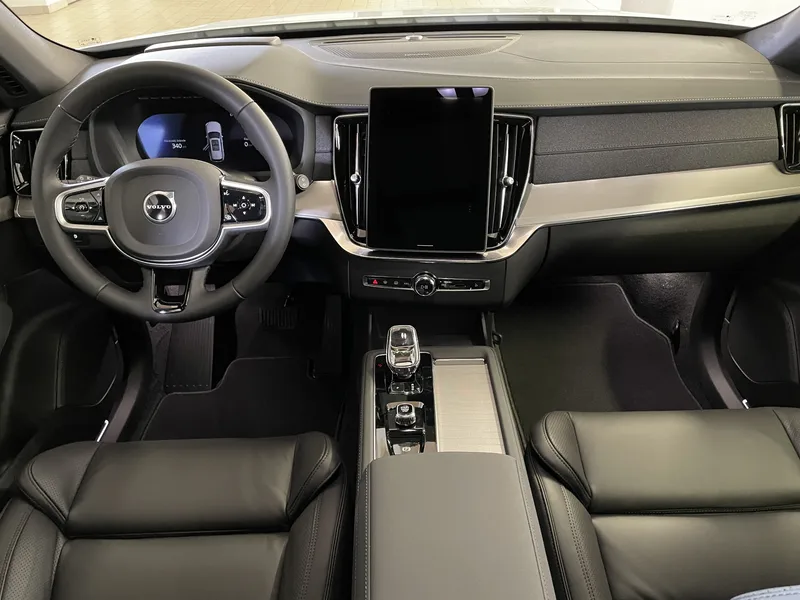 Bild 12 av 15 – Volvo XC90 T8 Ultra Black Edition