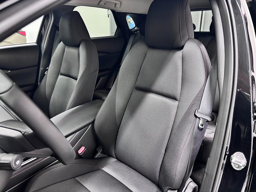 Bild 5 av Mazda CX-30 2.5 140hk e-SKYACTIV-G M Hybrid, Homura, Ellucka