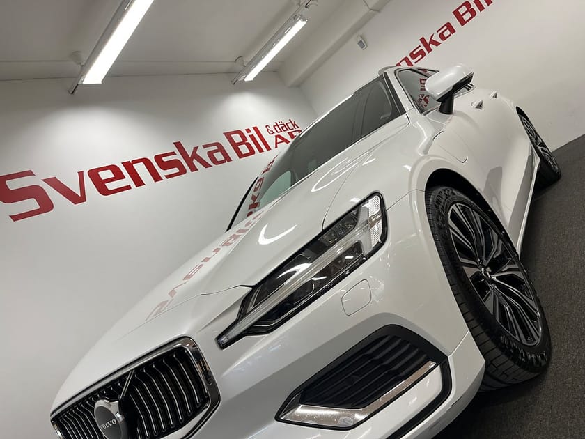 Bild 3 av Volvo V60 LADDHYBRID T6 AWD AUT Core Edition (2.99% Ränta)