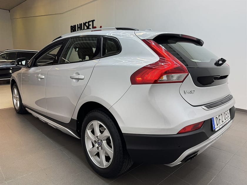 Bild 4 av Volvo V40 Cross Country D2 115hk Momentum Värmare/Läder/Kamrem bytt