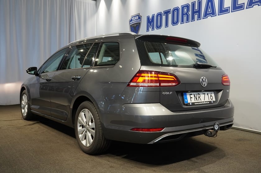 Bild 3 av Volkswagen Golf Sportscombi 1.0 TSI AUT / DRAG / KAMERA / PANO MM!