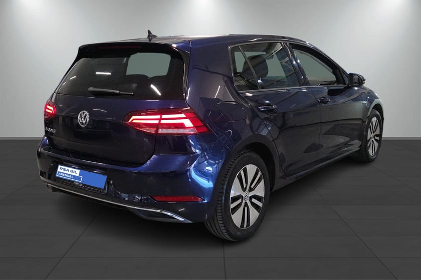 Bilde 3 av Volkswagen e-Golf E-Golf/Exclusive/Skinn/Dynaudio/Activeinfo/Kamera