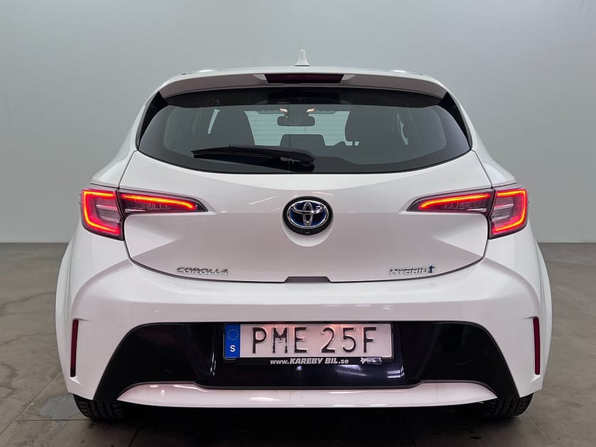 Bild 5 av Toyota Corolla Hybrid e-CVT Active Backkamera Rattvärme