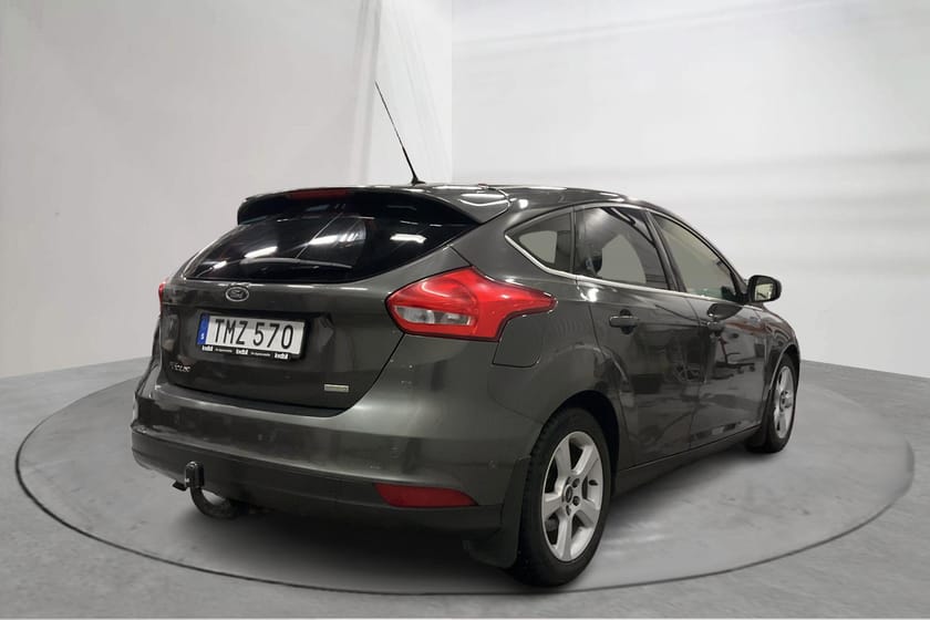 Bild 3 av Ford Focus 1.0 EcoBoost 5dr (125hk) Titanium Drag
