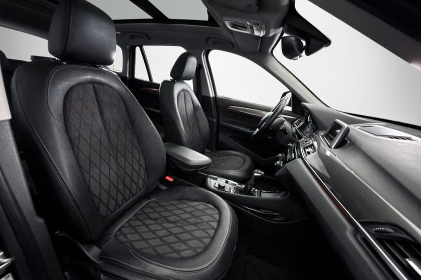 Bild 5 av BMW X1 xDrive18d Drag Pano H/K