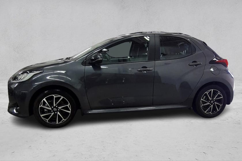 Bilde 2 av Toyota Yaris Hybrid Active Tech - LED - Adaptiv cruise - Kamera