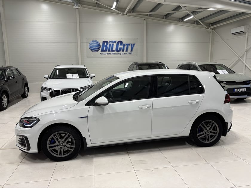Bild 1 av Volkswagen Golf GTE 
