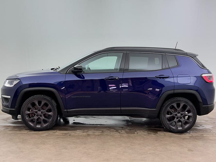 Bild 3 av Jeep Compass 4xe Plug-in Hybrid S 240hk Kamera Alpine Skinn Nyservad