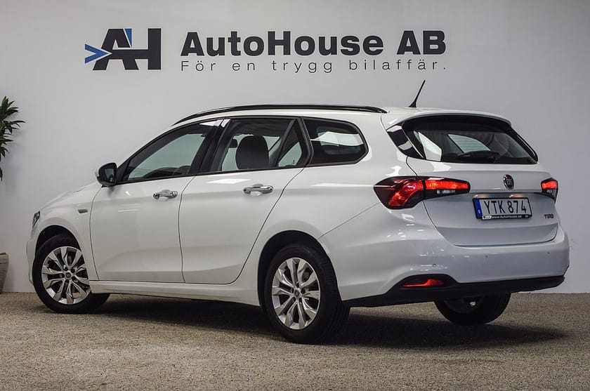 Bild 2 av Fiat Tipo Kombi 1.6 E.Torq Lounge P-Sensor Nyservad Garanti