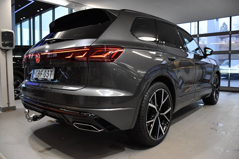 Bild 4 av Volkswagen Touareg R-Line 3.0 V6 TDI 4Motion *DEMO* *SE SPEC*