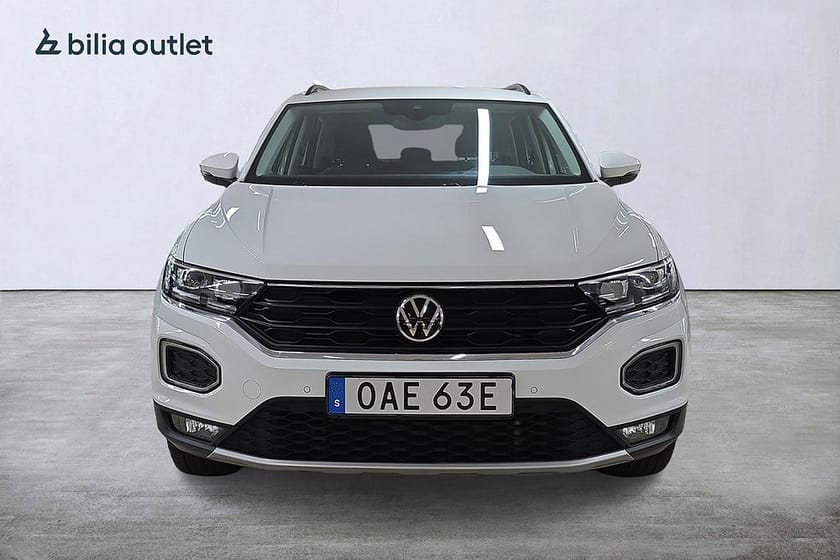 Bild 3 av Volkswagen T-Roc 1.5 TSI ACT Plus PDC Adaptiv farthållare Navi Apple car
