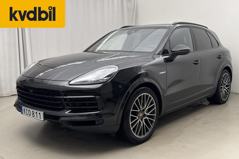Bild 1 av Porsche Cayenne E-Hybrid (462hk) Sport Chrono NightVision