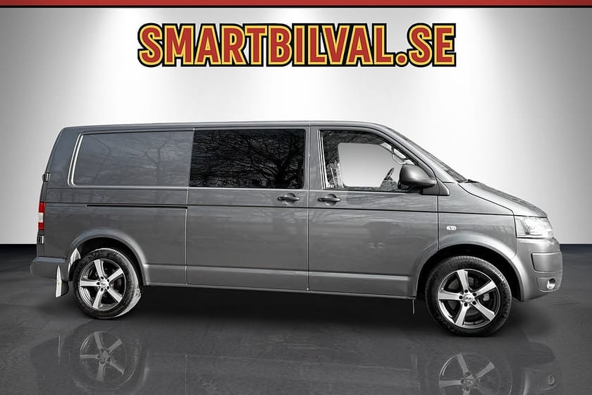 Bild 2 av Volkswagen Transporter Kombi T30 2.0 TDI 4Motion 5-Sits AUT Värmare