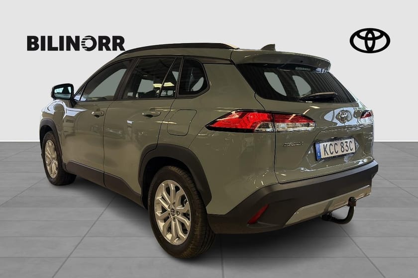 Bild 3 av Toyota Corolla Cross Hybrid AWD-i 2,0 Active Plus Drag Ledramp