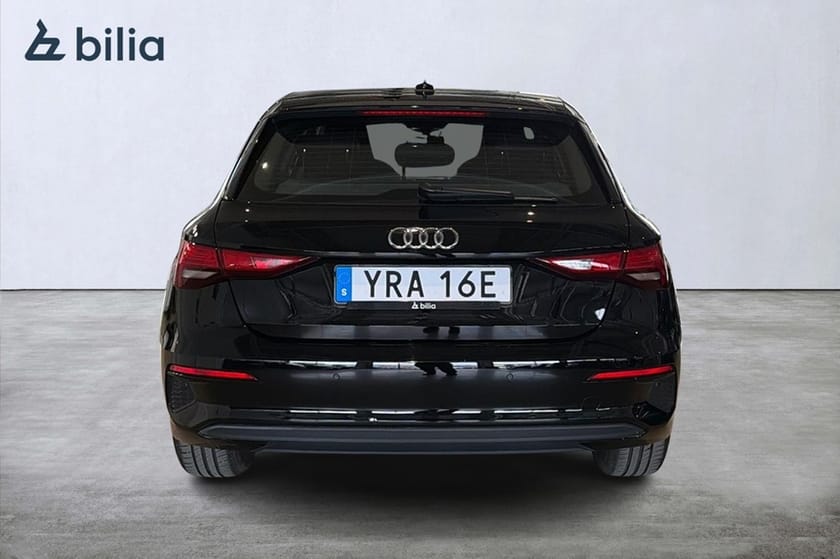 Bild 4 av Audi A3 Sportback 35 TFSI PROLINE 150 HK S TRONIC /CARPLAY