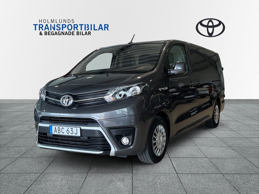 Bild 1 av Toyota Proace Electric 75 KWH LONG COMFORTPLUSv-hjul