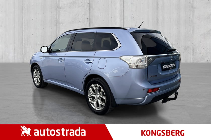 Bilde 3 av Mitsubishi Outlander PHEV PHEV/4X4/ACC/SKINN/NAVI/ROCKF/KAMERA/KROK/ACC++