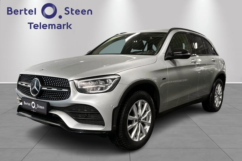 Bilde 1 av Mercedes-Benz GLC 300 e 4MATIC 300e 4MATIC|AMG|Hengerfeste|Carplay|Nattpakke