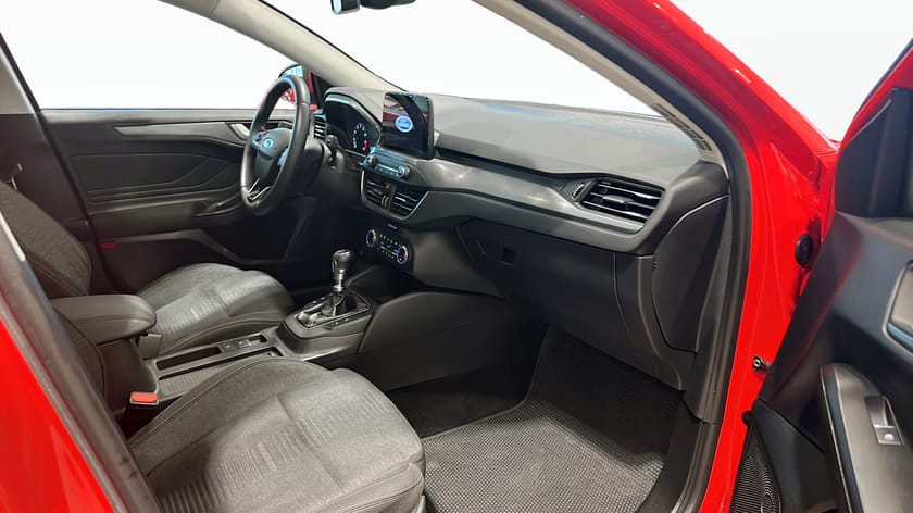 Bild 3 av Ford Focus Active 1.0 Manuell 125hk Kamera Adaptiv farthållare
