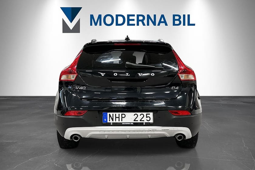 Bild 4 av Volvo V40 Cross Country D4 177hk Summum Aut Panorama Skinn Navi PDC Nyservad
