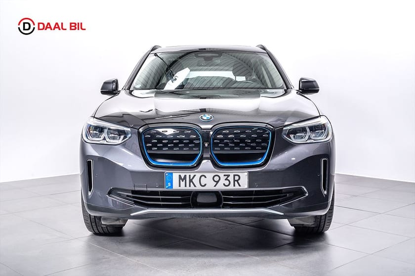 Bild 3 av BMW iX3 286HK 80kWh IMPRESSIVE H/K® HUD 3D-VIEW DRAG NAVI