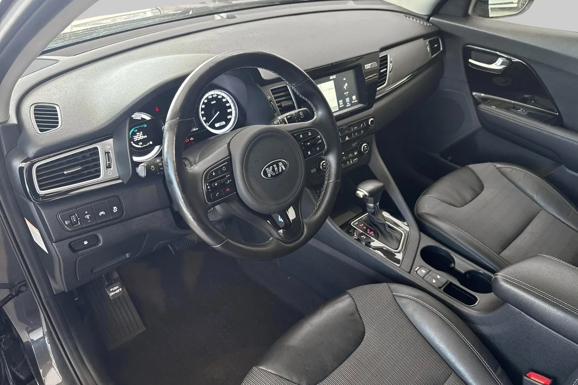 picture of a car