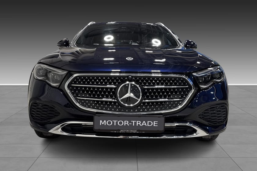 Bilde 2 av Mercedes-Benz E 300 d e 4MATIC All-Terrain | Luftfjæring | Burmester | Digital Light |