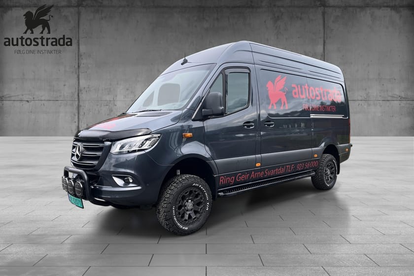Bilde 1 av Mercedes-Benz Sprinter 319 CDI 4x4 Panel Van Webasto.hengerfeste.3 seter
