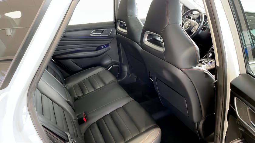 Bild 5 av MG EHS PHEV LUXURY EDU II, 258hk