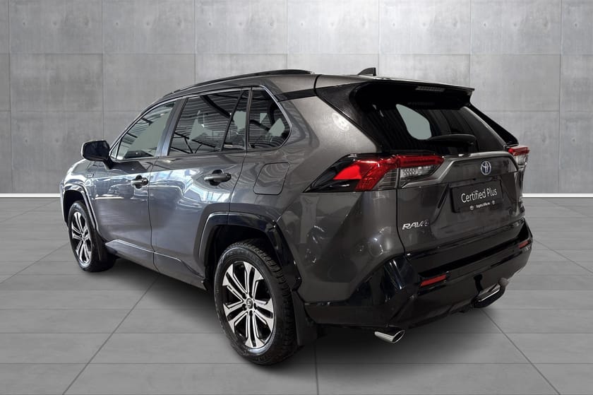 Bilde 3 av Toyota RAV4 Plug-in Hybrid Active Tech / AWD / Velholdt /
