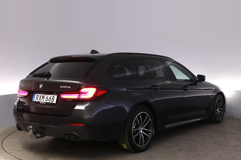 Bild 5 av BMW 530e xDrive Touring M Sport Drag HiFi P-Assist+ 360