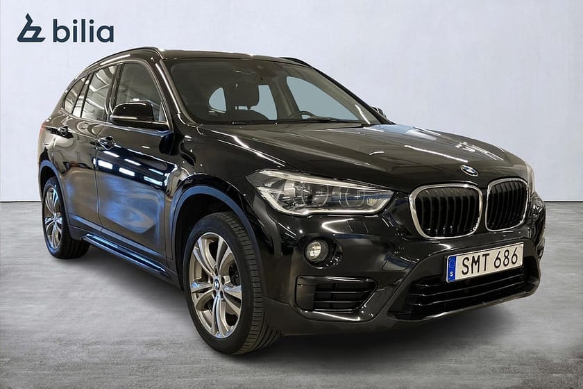 Bild 4 av BMW X1 xDrive18d Sport line / Parkeringssensor / Bluetooth