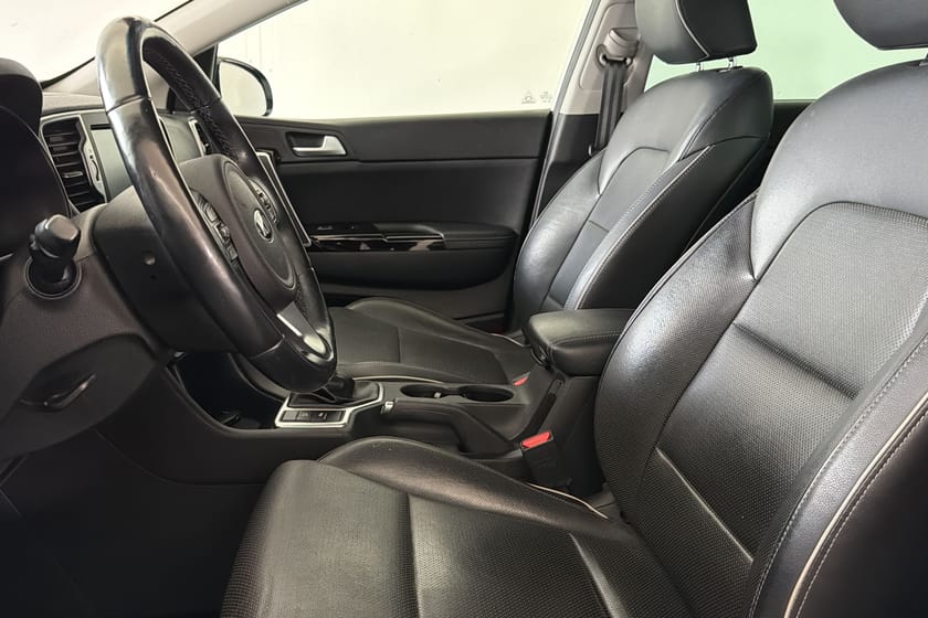 Bild 2 av Kia Sportage 1.6 GDi Drag | Skinn | B-Kam | Navi