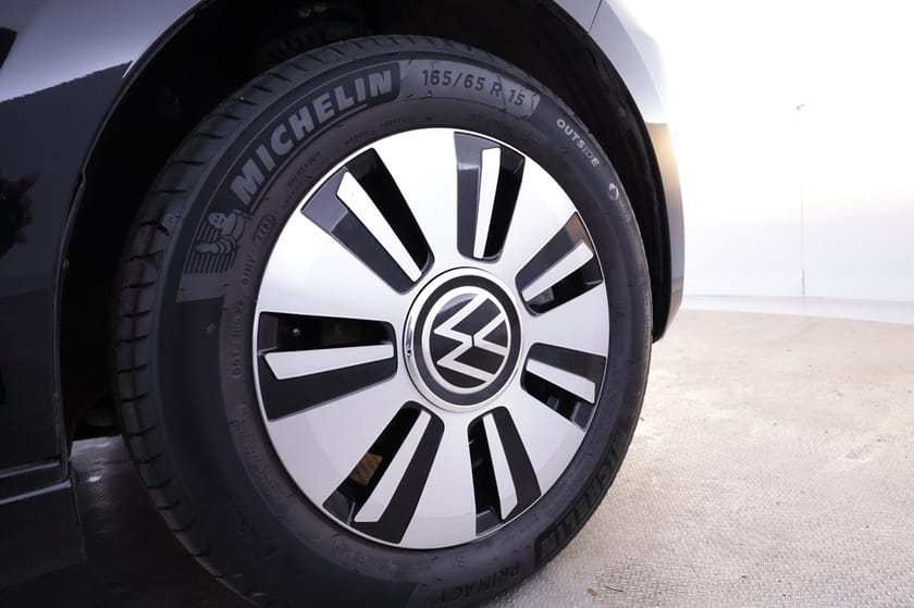 Bild 3 av Volkswagen e-up! 83 hk