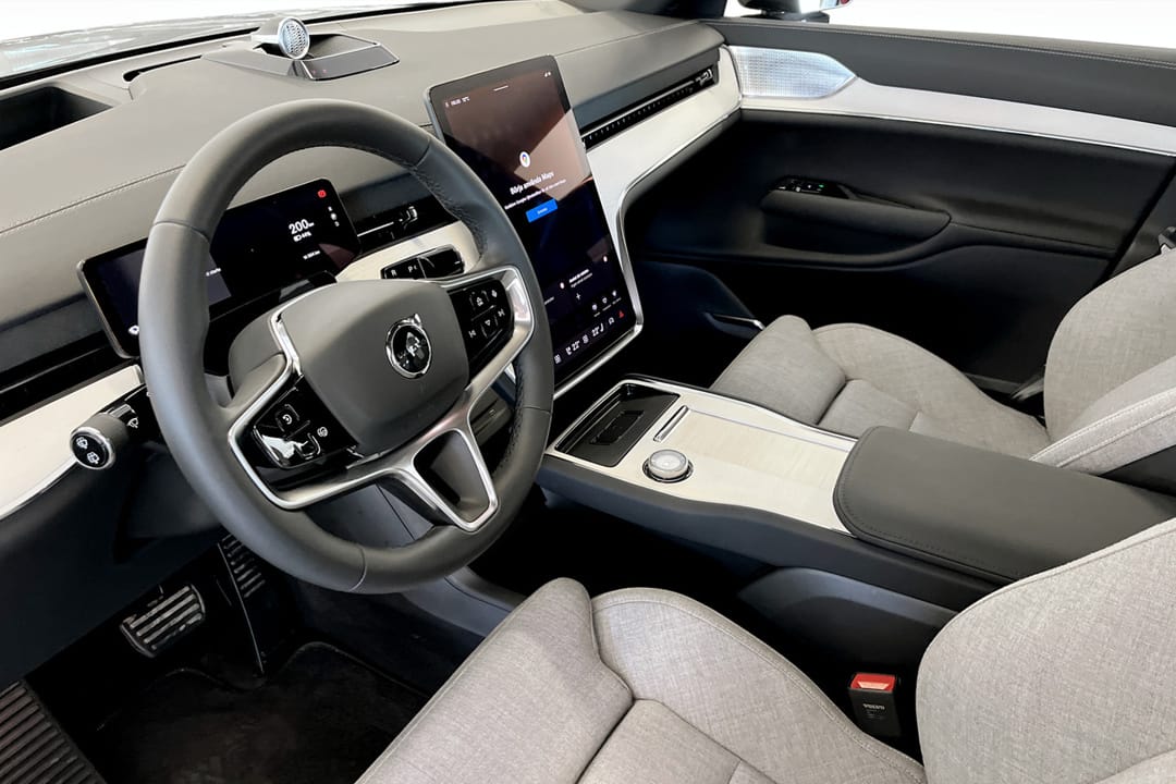 Volvo EX90