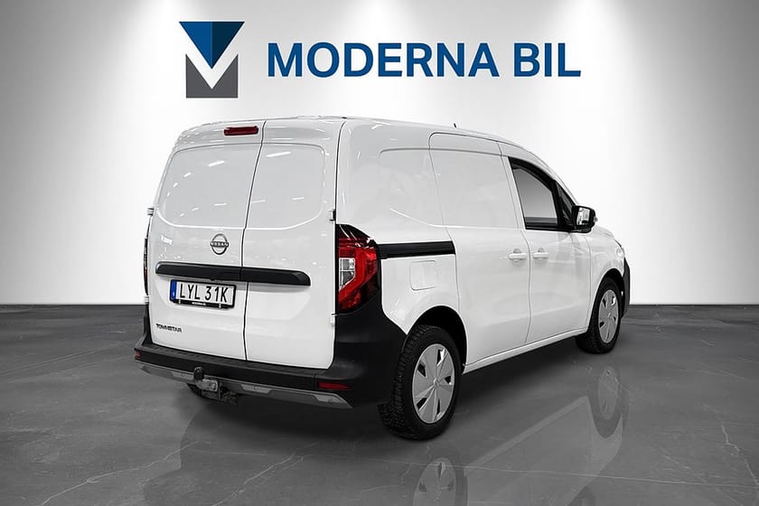 Bild 5 av Nissan Townstar 2.0t 1.3 130hk DIG-T Moms Skinn B-kam Dragkrok Euro 6