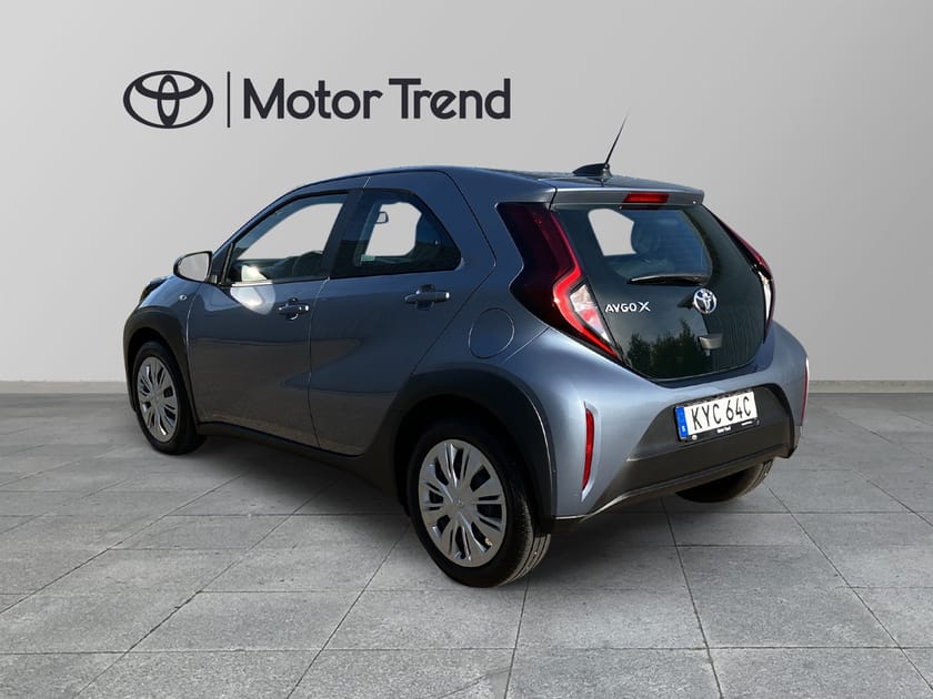Bild 2 av Toyota Aygo X 1.0 S-CVT PLAY Vinterhjul ingår