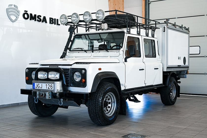 Bild 2 av Land Rover Defender 130 Dubbelhytt HCPU 2.5 TD5 4x4 122hk