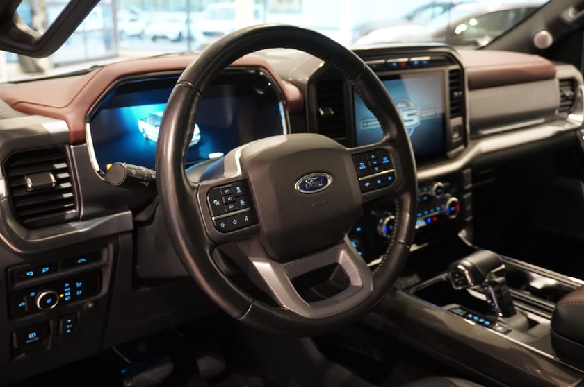 Bild 2 av Ford F-150 SuperCrew Lariat 4x4 5.0l V8 Flexfuel Sport 406 HP