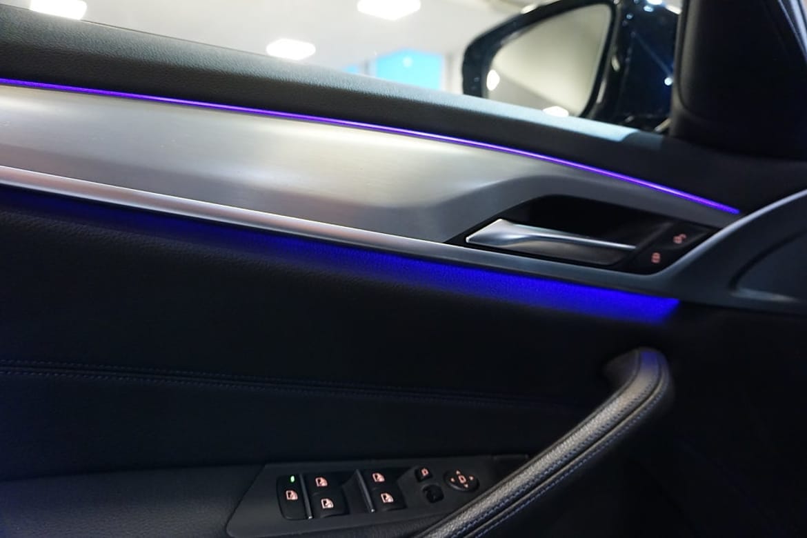 BMW 5-serie 2019 - miniatyr 10