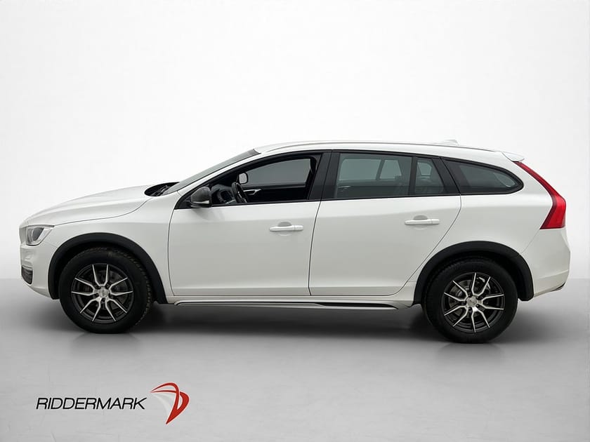 Bild 4 av Volvo V60 Cross Country D4 190hk AWD Summum Värmare VOC Drag