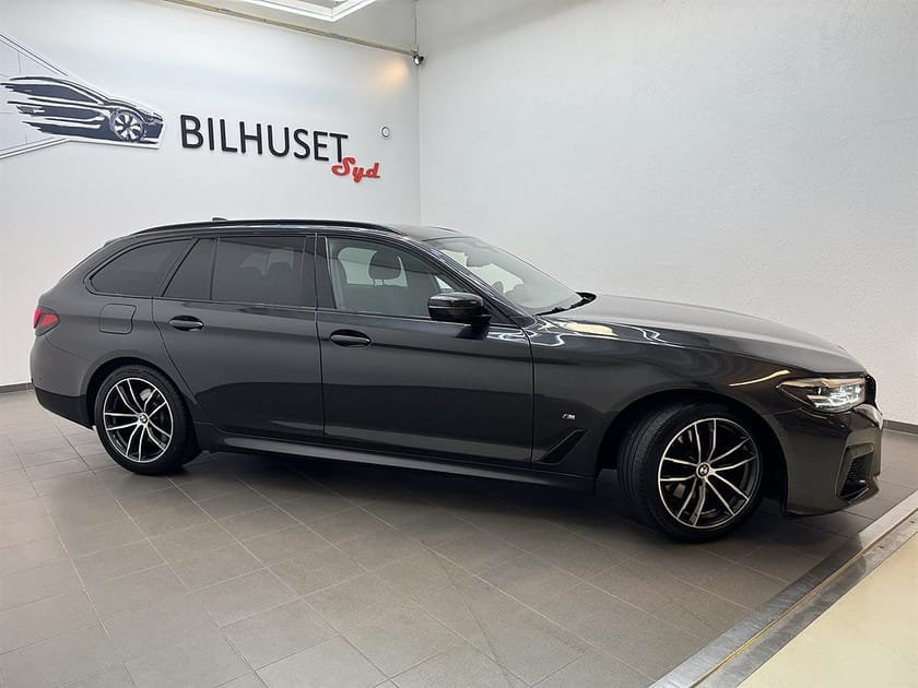 Bild 2 av BMW 520d xDrive Touring 520 190hk M Sport Adaptiv F/Värmare/Navi/Bkamera/Krok
