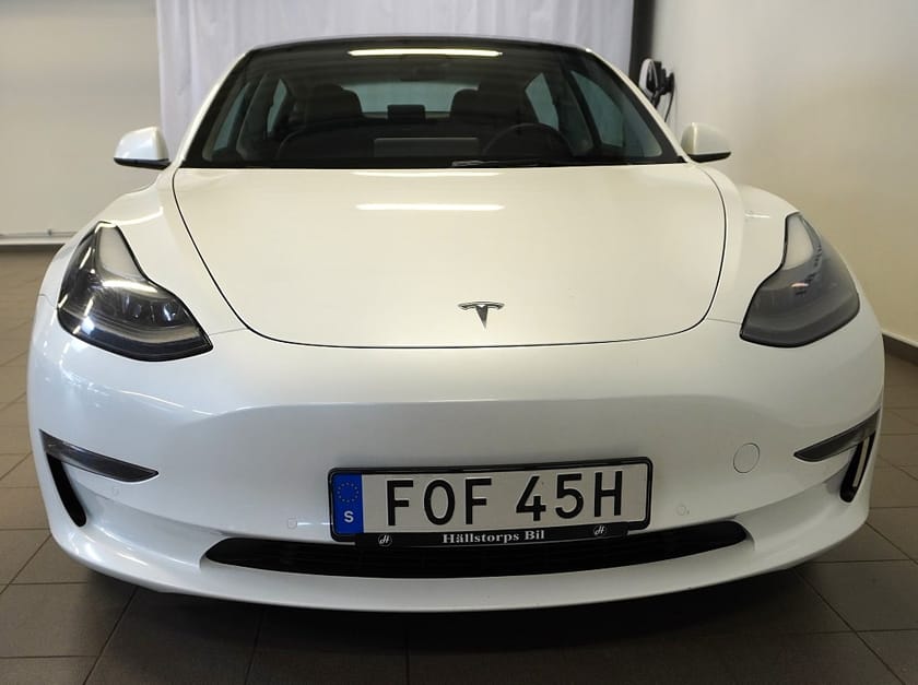 Bild 3 av Tesla Model 3 Long Range AWD 440HK/RATTVÄRME/360-KAMERA