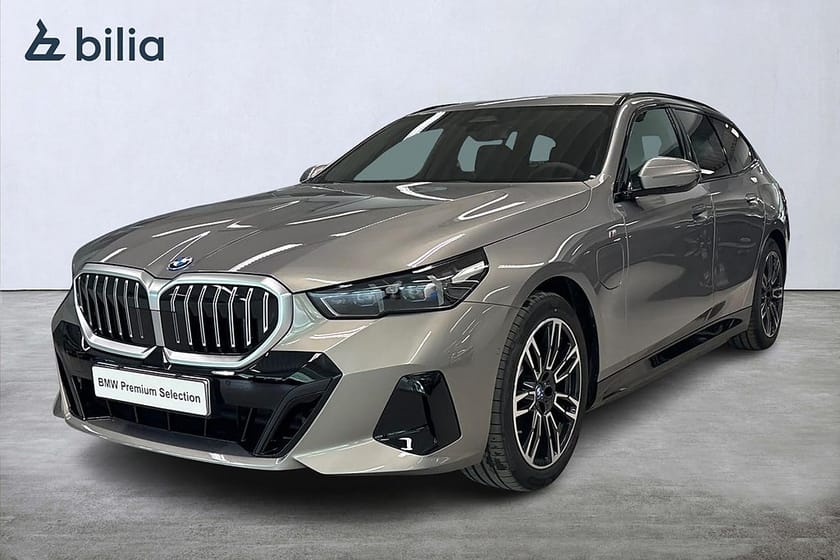 Bild 1 av BMW 530e xDrive Touring M-sport | Drag | Backkam. | Aktiv farth.