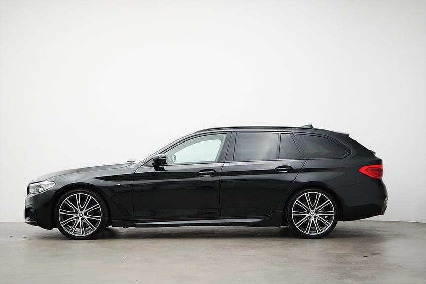 Bild 3 av BMW 530d xDrive Touring 530 / 265hk / Innovation / Se Utrustning