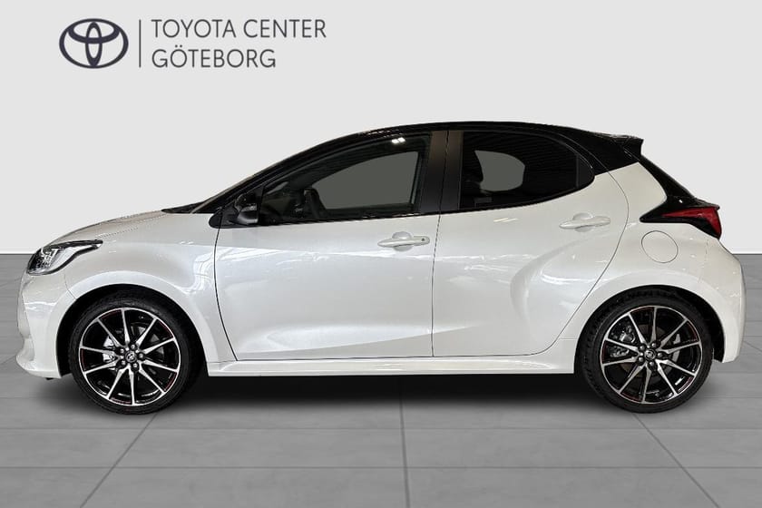 Bild 4 av Toyota Yaris Hybrid 130 GR SPORT BI-TONE JBL