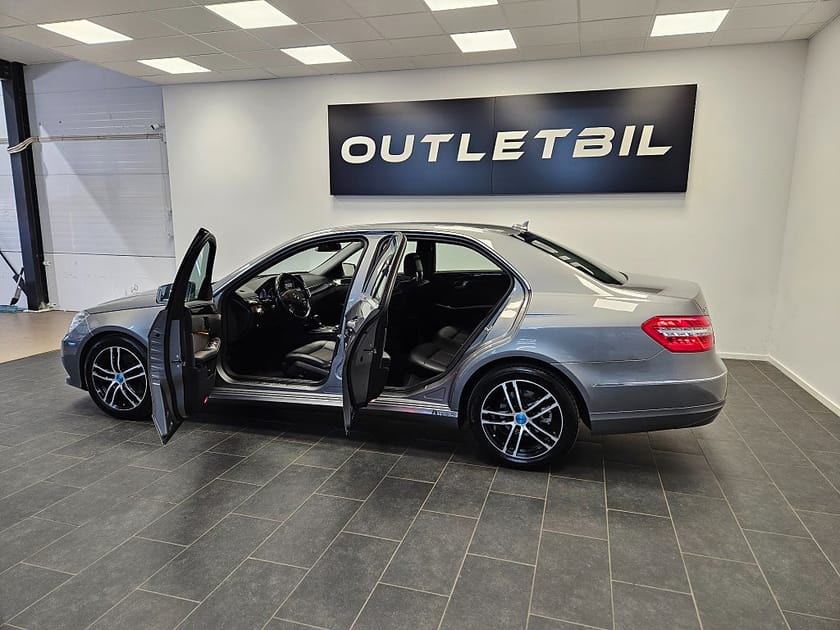 Bild 3 av Mercedes-Benz E 250 CDI BE 204hk BlueEFFICIENCY 5G-Tronic Avantgarde PDC