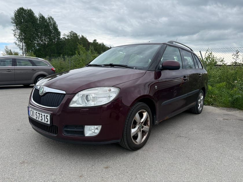 Bilde 1 av Škoda Fabia Stasjonsvogn | Rep.objekt | Nytt prosjekt? |