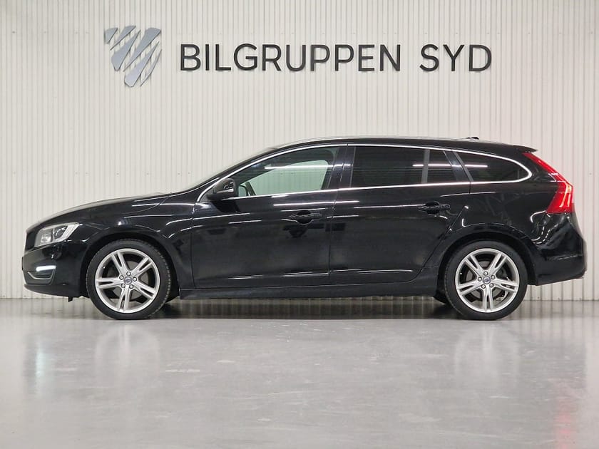 Bild 5 av Volvo V60 D4 Geartronic|Summum|Dragkrok|Nyservad|