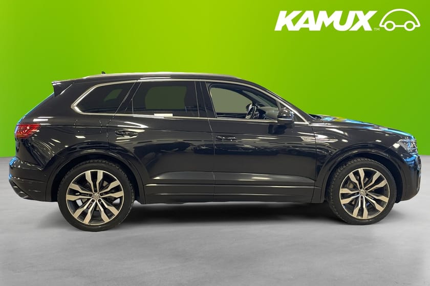 Bild 2 av Volkswagen Touareg 3.0 V6 TDI 4M R-Line Innovation Executive Pano SE SPEC!